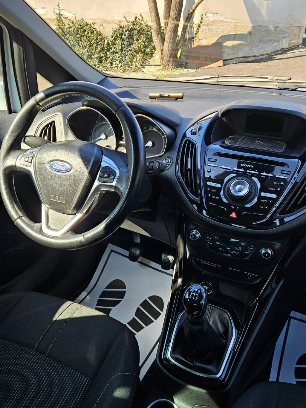 Instagram post from zeusdetailingauto. This post is in position 1.