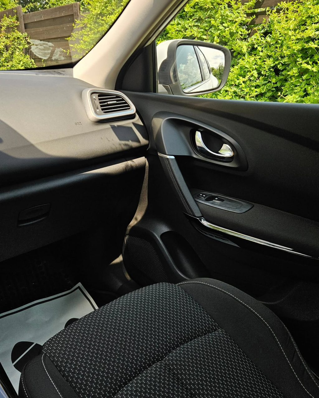 Instagram post from zeusdetailingauto. This post is in position 2.