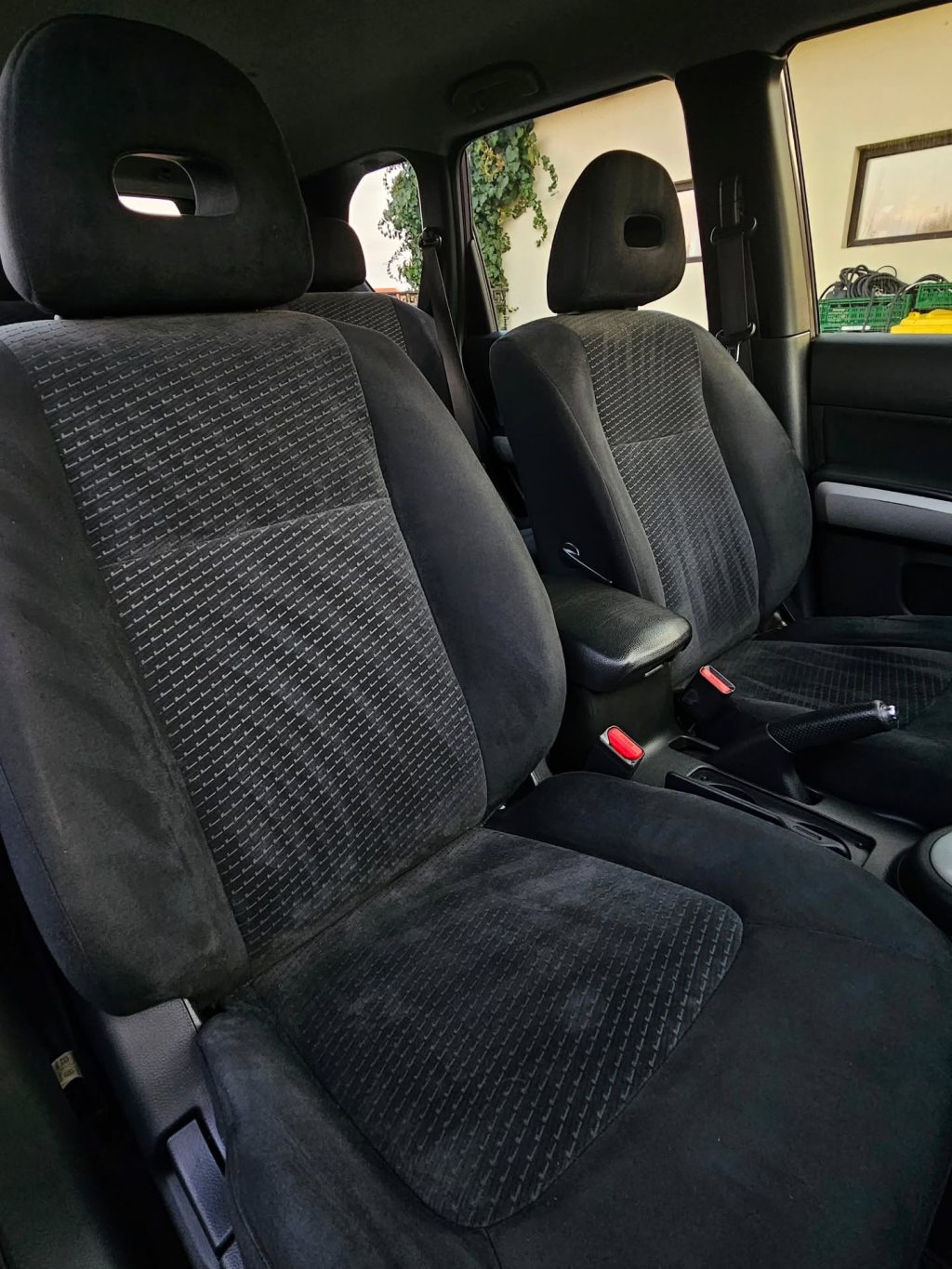 Instagram post from zeusdetailingauto. This post is in position 5.