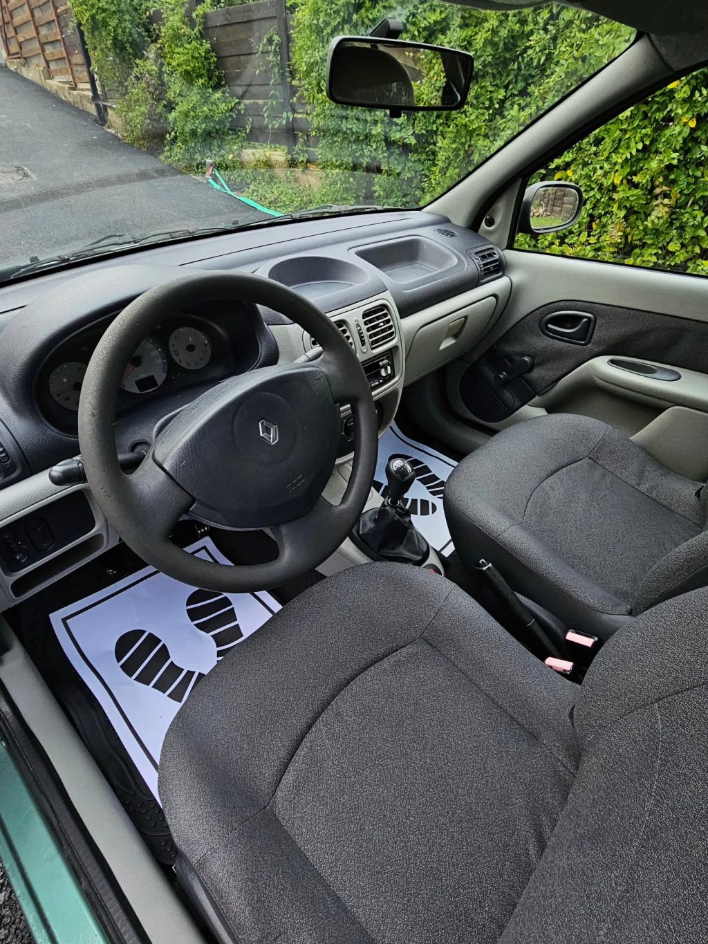 Instagram post from zeusdetailingauto. This post is in position 1.