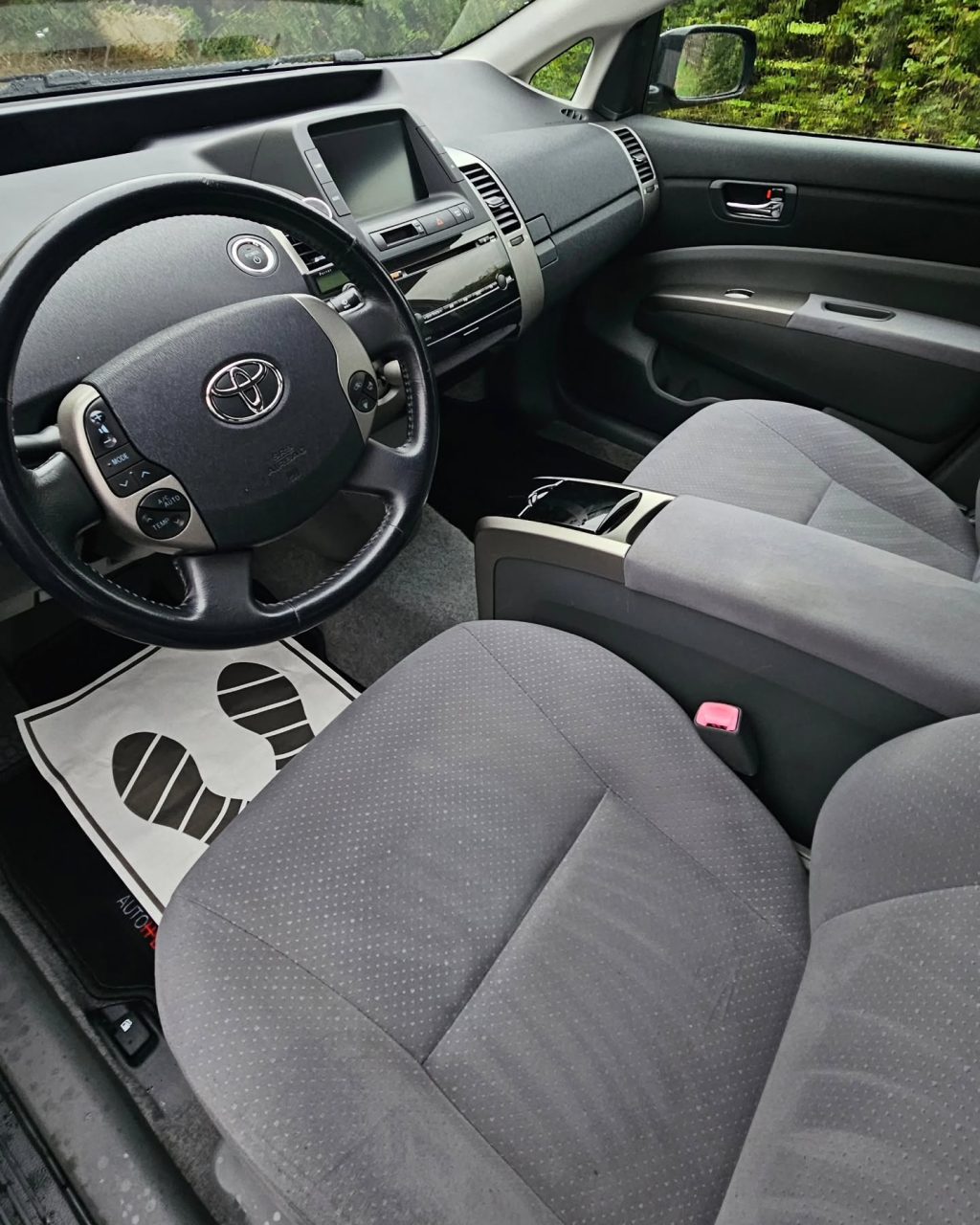 Instagram post from zeusdetailingauto. This post is in position 1.