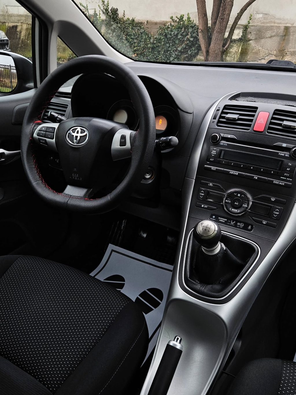 Instagram post from zeusdetailingauto. This post is in position 8.