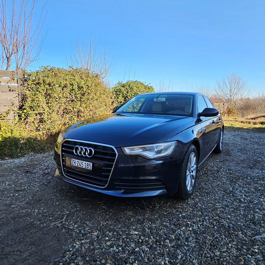 Instagram post from zeusdetailingauto. This post is in position 0.