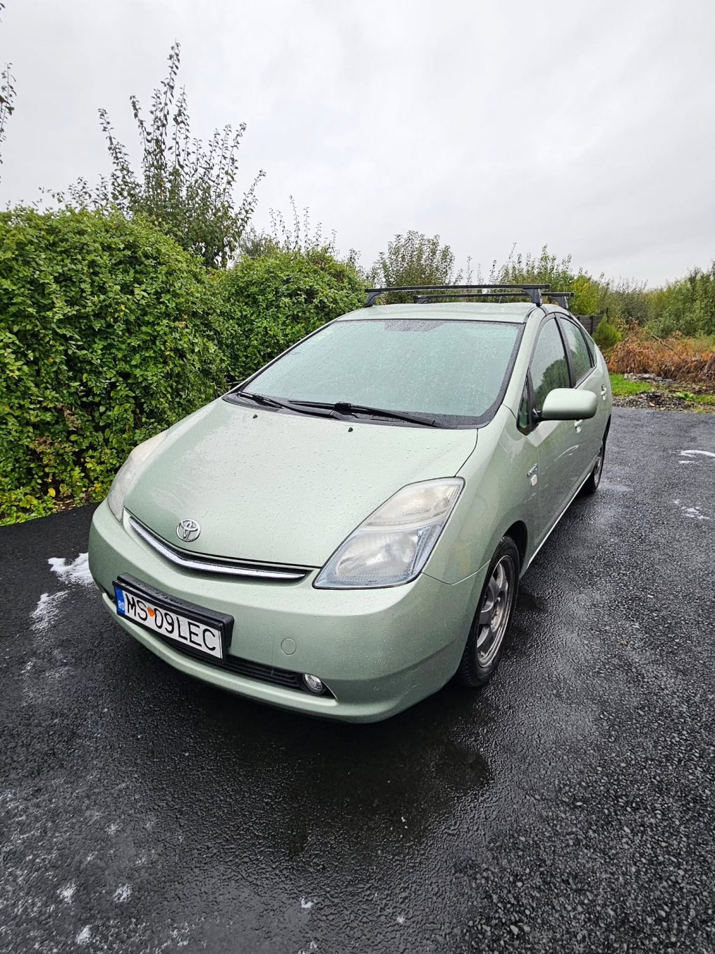 Instagram post from zeusdetailingauto. This post is in position 0.