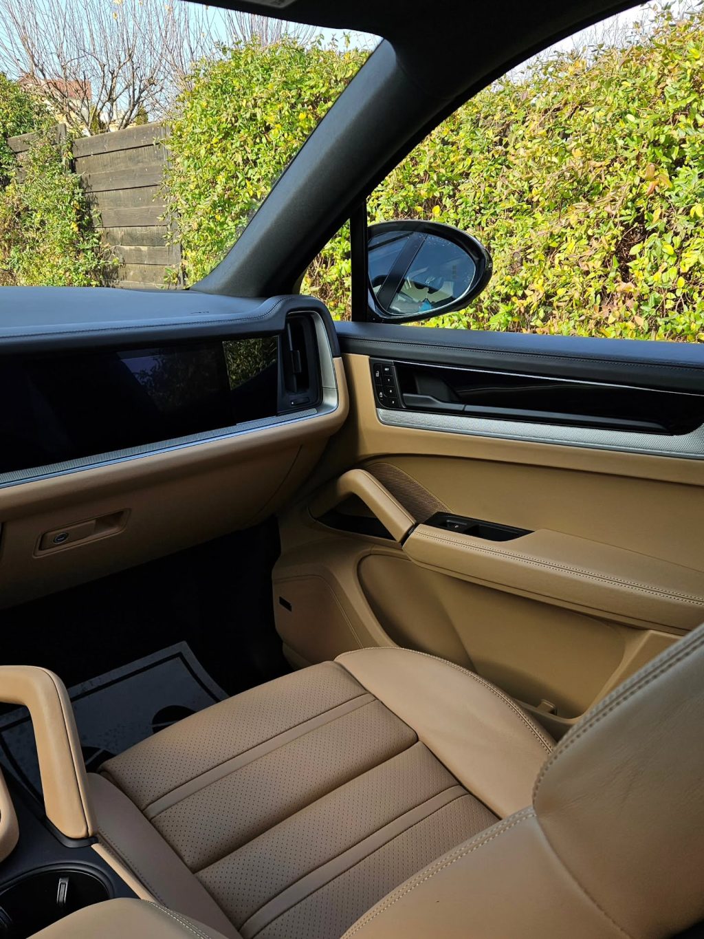 Instagram post from zeusdetailingauto. This post is in position 4.