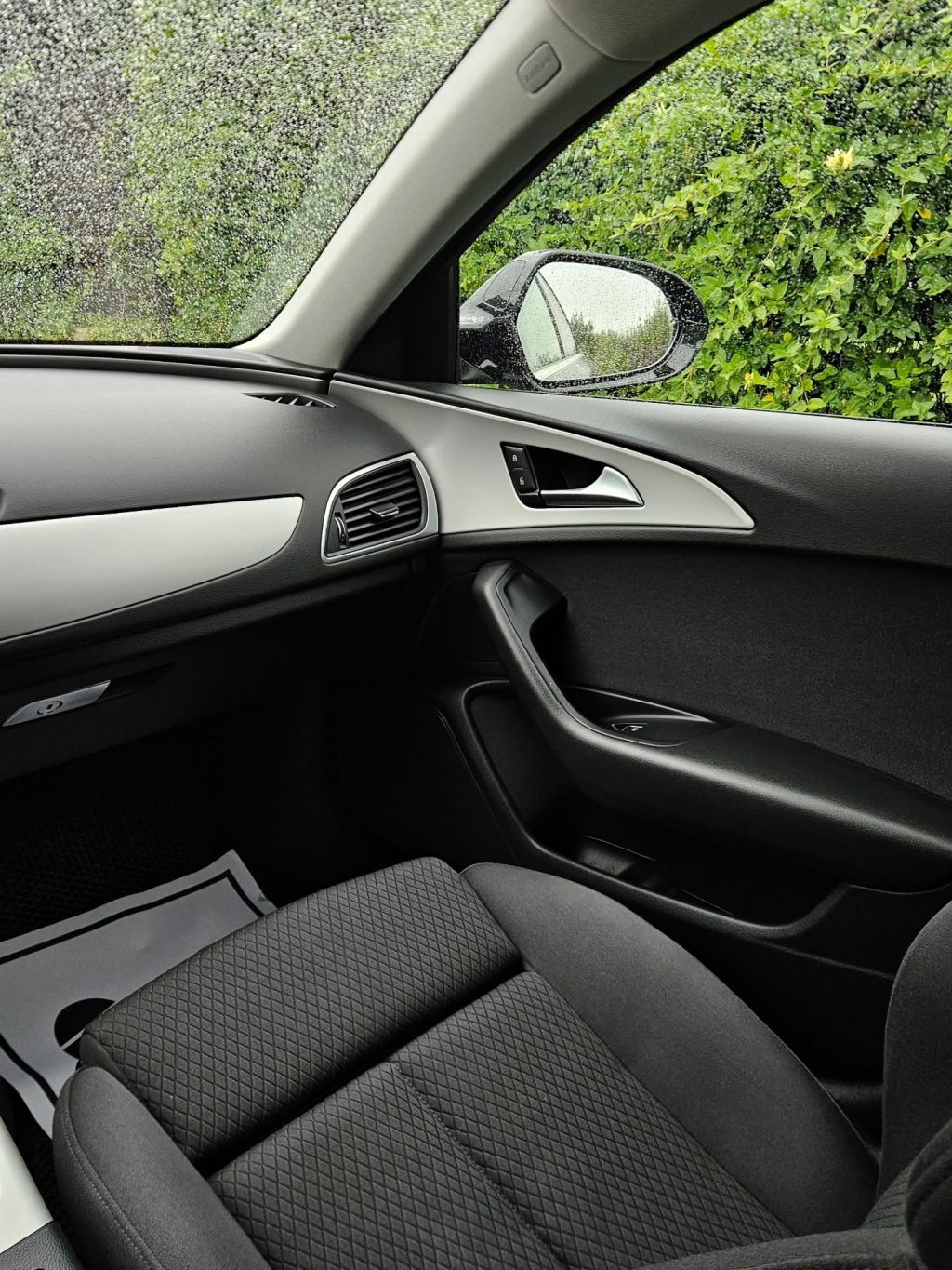 Instagram post from zeusdetailingauto. This post is in position 5.