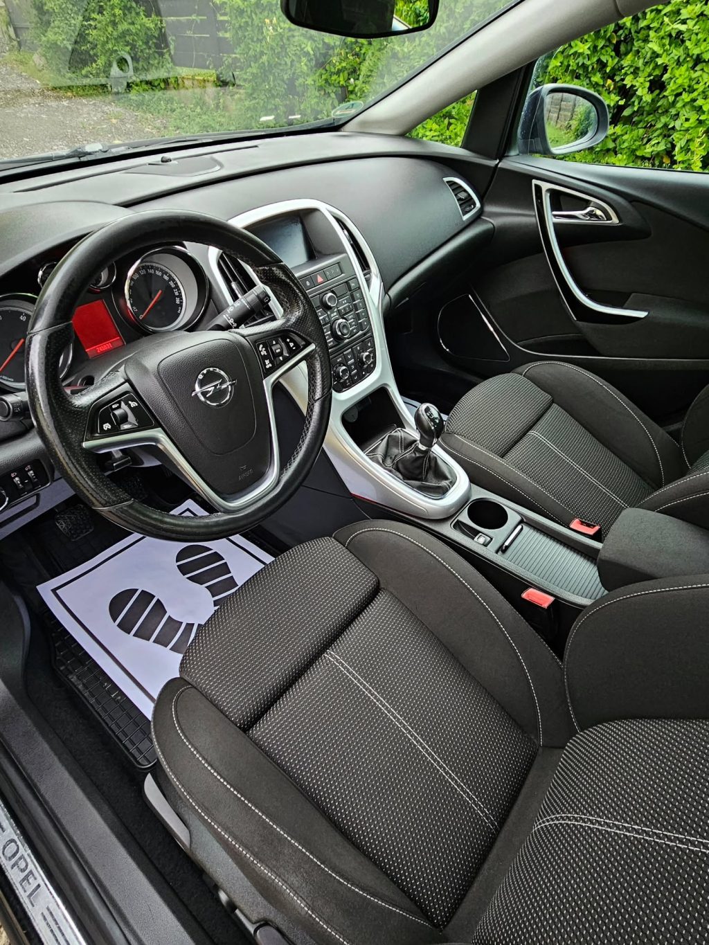 Instagram post from zeusdetailingauto. This post is in position 1.