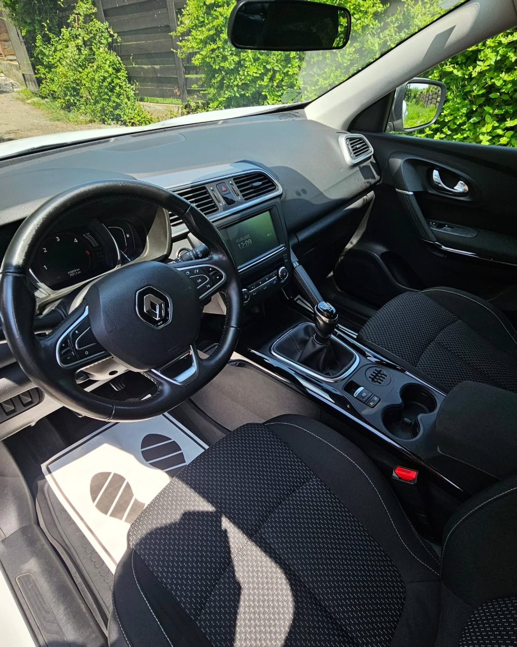 Instagram post from zeusdetailingauto. This post is in position 1.