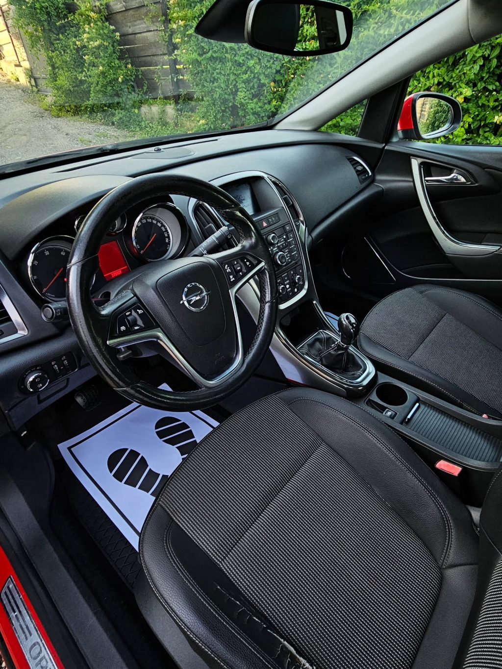 Instagram post from zeusdetailingauto. This post is in position 1.