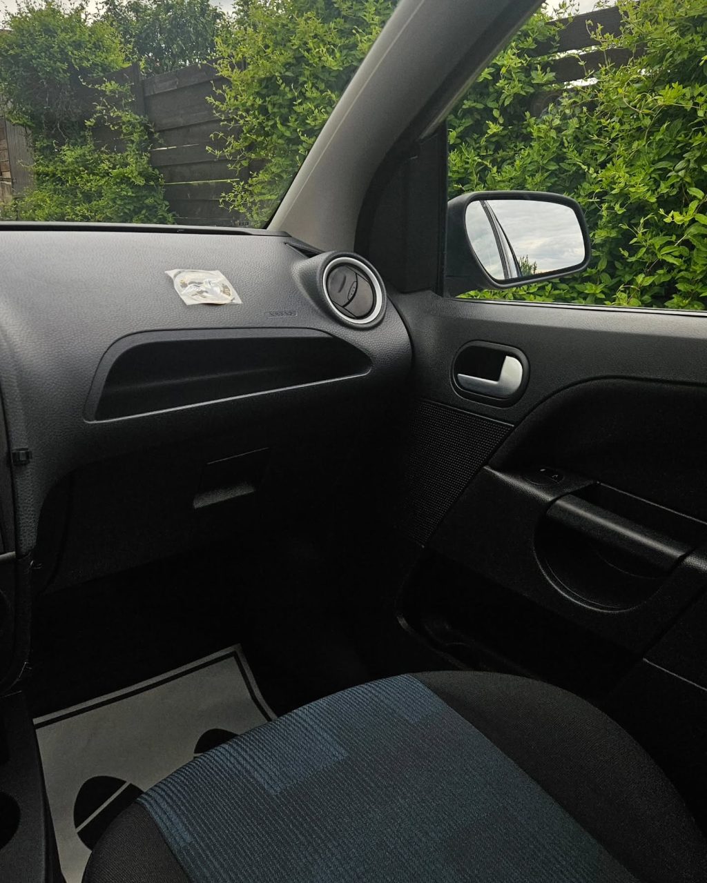 Instagram post from zeusdetailingauto. This post is in position 4.